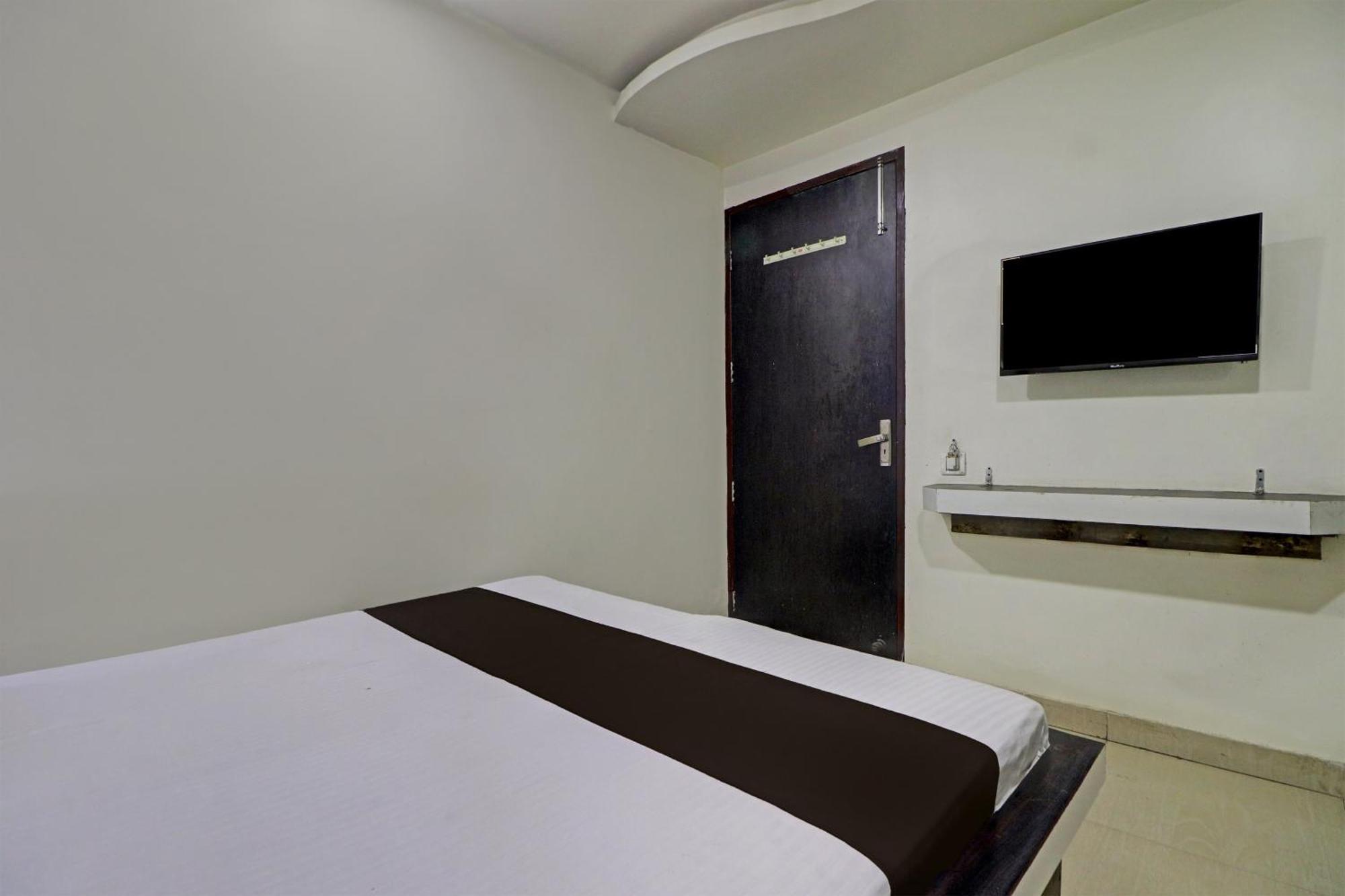 Collection O The Legend Hotel, Hisār 외부 사진